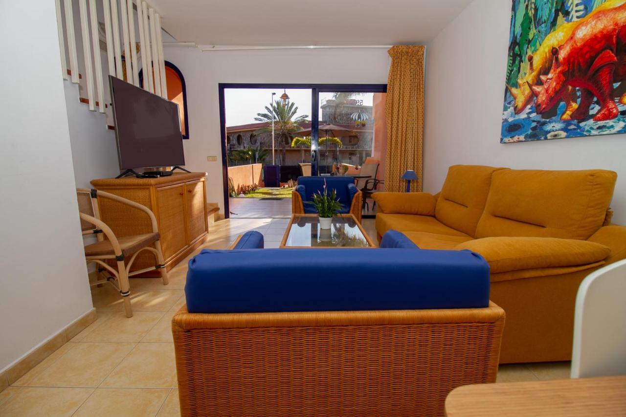 Villa Duplex Meloneras With Free Wifi And Private Garden Extérieur photo